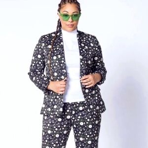 Like New Wildfang Daisy Floral Suit Jacket in XXL